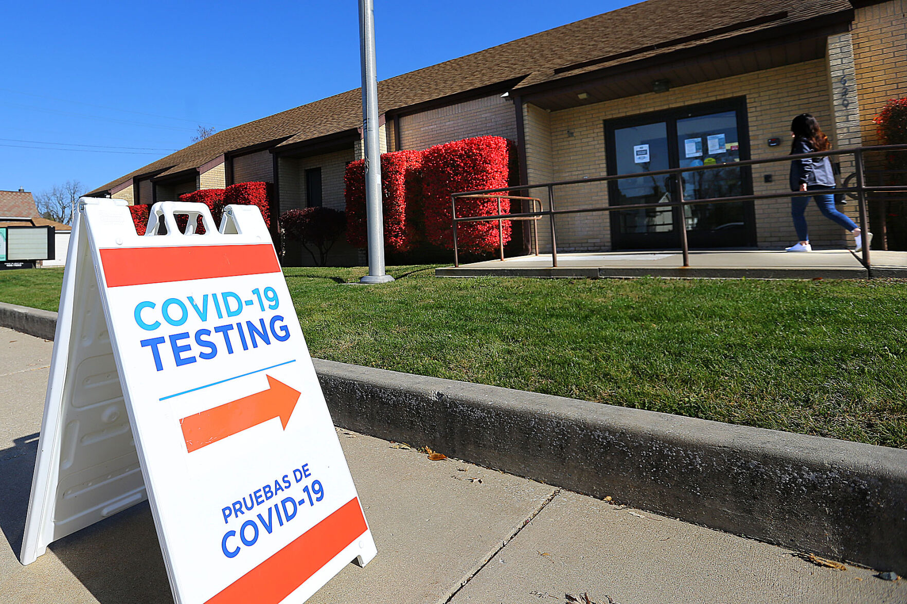 COVID-19 testing site 01.jpg